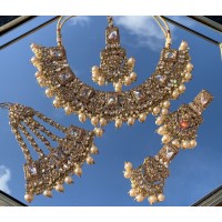 Gold Necklace set with Earrings Tikka and Pasa