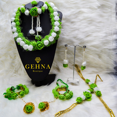 Bhavya Artificial Flower Jewellery Set