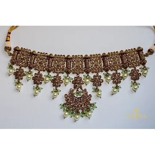 Harini Maang Tikka, Earrings & Necklace SetEarrings & Necklace Set