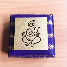 Hand painted purple and gold trinket box. Gift box.