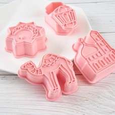 Assorted Cookie Cutters (Mosque, Camel, Moon and Star & Lanterns Design) Pink