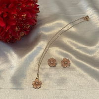 Flower Earrings and Necklace Set, Dainty Floral Jewellery Set, Flower design jewellery set, Flower Pendant, Women's Elegant Jewellery