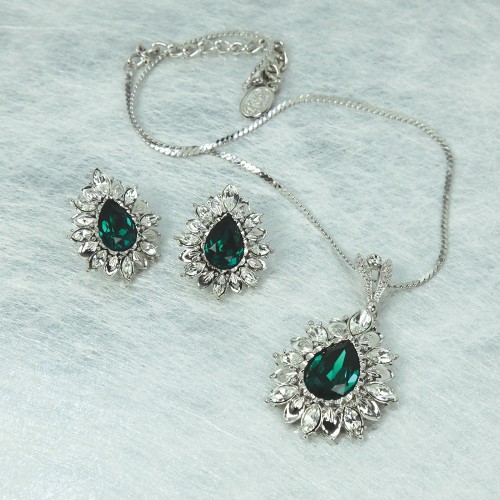 Angelette Pendant Set