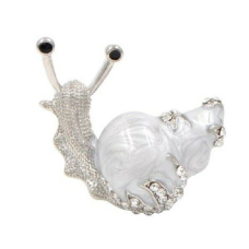 Stunning Diamonte Silver Plated Vintage Look SNAIL Christmas Brooch Cake PIN G3