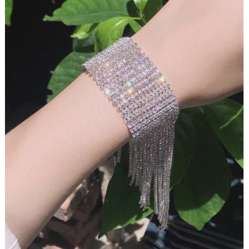 Long tassel bracelet stunning silver plated celebrity design vintage look ggg50