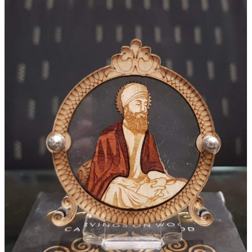 Sikh guru teg bahadar ji wood carved photo portrait singh kaur desktop stand c10