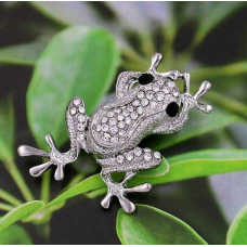 Vintage look silver plated lucky frog brooch suit coat broach collar pin b24
