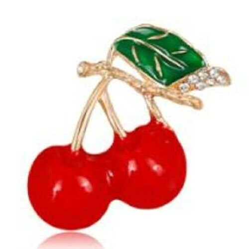 Stunning diamonte gold plated vintage look red cherry christmas brooch cake pin