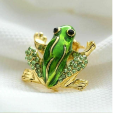 Vintage look gold plated lucky frog brooch suit coat broach collar pin b28