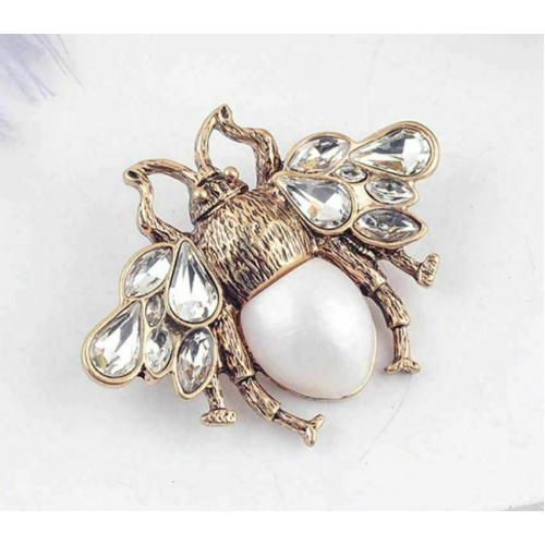 Stunning vintage look gold plated honey bee brooch suit coat broach pin z7b
