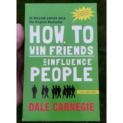 How to win friends and influence people dale carnegie in english reading book b3