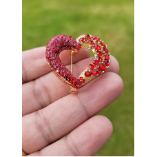 Red Heart Celebrity Brooch Stunning Vintage Look Retro Style Love Broach Pin D1R