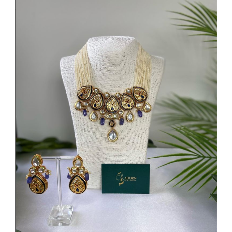 Adorn in Maala