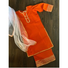 Nari ga  suit for little girls