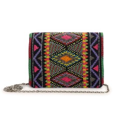 Beaded hawaii clutch