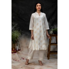 Off White and Gold Chanderi Jacquard Kurta with Stitch Detail Yolk