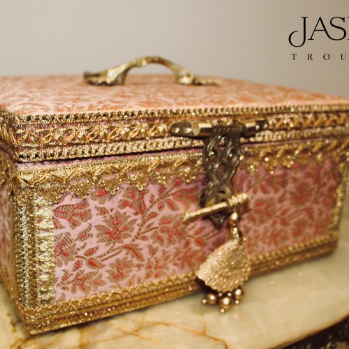 Gulabi Vanity Box