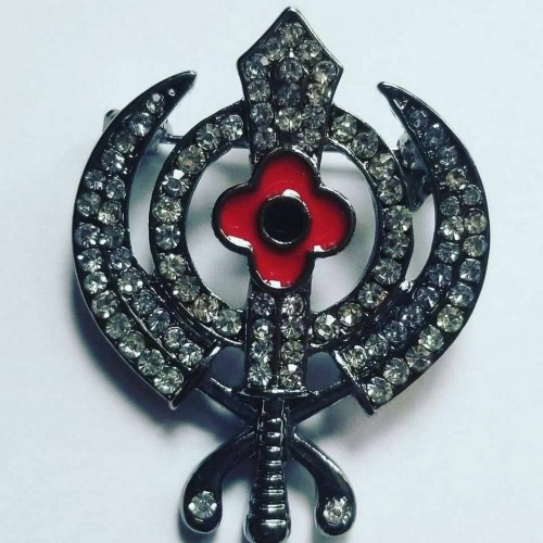 Stunning diamonte black gun metal sikh khandapoppy singh kaur khalsa brooch pin