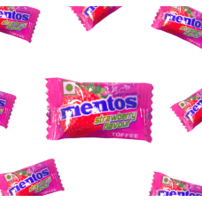 Mentos Strawberry Chewy Sweets | Pack of 20 | Vegetarian