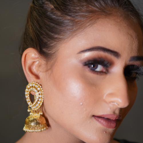 Gold kundan Jhumki/Earrings