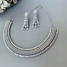 Nora Silver Necklace Set