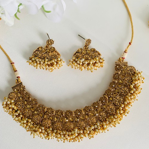 White Bead Antique Gold Necklace Set