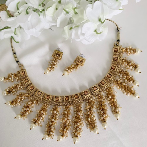 Pearls Antique Gold Necklace Set