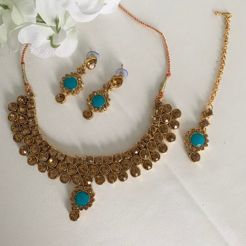 Turquoise Studded Necklace Set