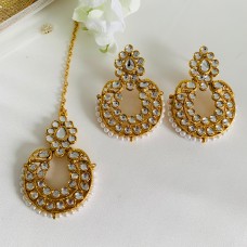 Kundan Maang Tika Set