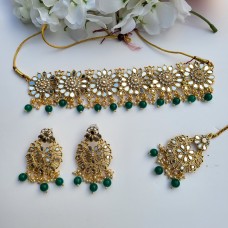 Mirror Choker Set with Green Beads