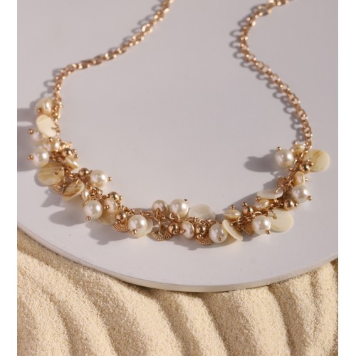 Beaded white necklace