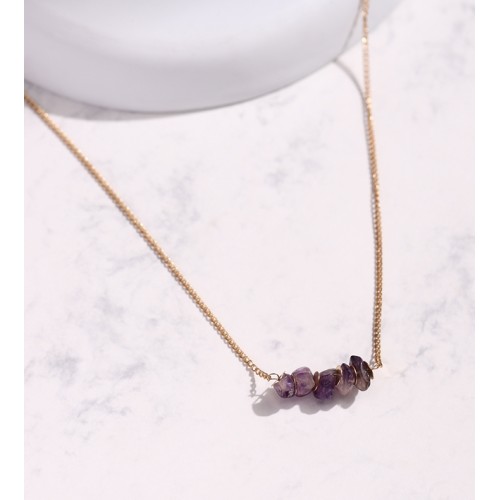 Purple short necklace