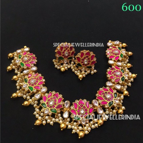 Lotus pachi kundan choker,Kundan Necklace,Rajsathani jewelry,Rajwada Haar,indian jewelry,Sabyasachi wedding necklace,kundan choker