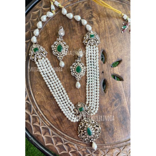 Kundan necklace / long necklace/ real baroque pearls / gold necklace/ kundan jewelry/ Punjabi jewelry / jaipuri kundan
