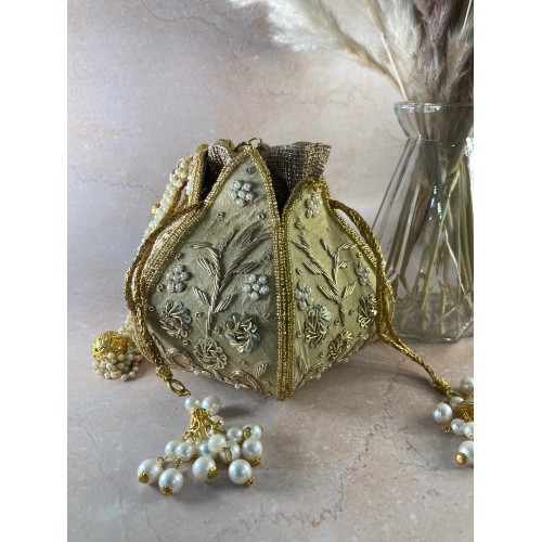 Seerut (Potli Bag) (Gold) (ST270)