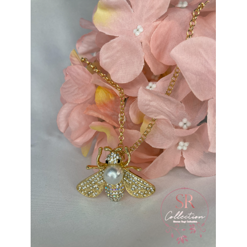 Queen Bee Pendant Necklace (ST191)