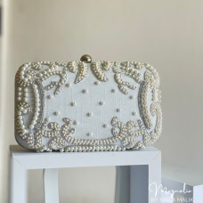 CHELSEA White Clutch bag