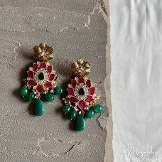 SAFIYAH Chandelier Earrings