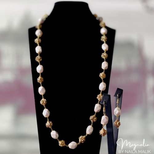 MAE Long Necklace & Earrings set