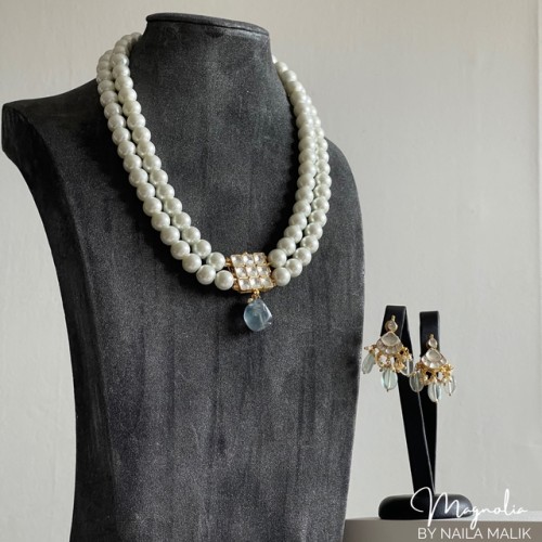 NOUR Pearl Necklace & Earrings