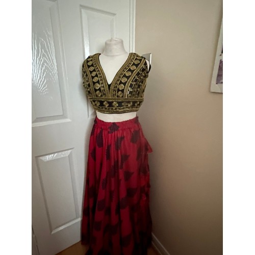 Lengha outfit 1294 ( if you want to buy skirt or blouse on its own pls messege)