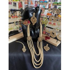 Fabulous heavy Pearl set 1616