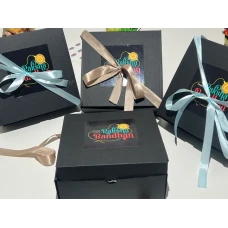 Desi Munchies - Rakhsha Bandhan Special Box - Indian Sweets & Treats